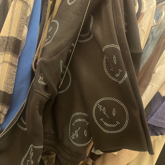 Retrovert Hoodie Set - Picture 2 of 4